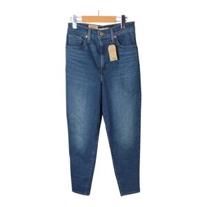 NWT Levi's High Waisted Mom Jeans Medium Wash Size 28